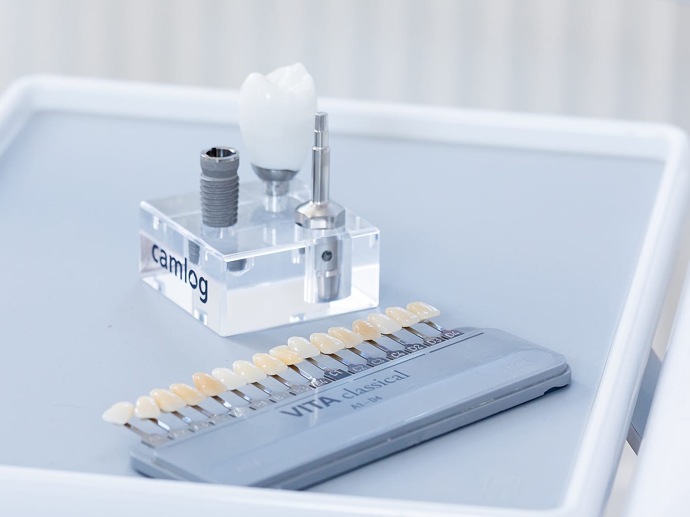 Implantatgetragene Versorgung